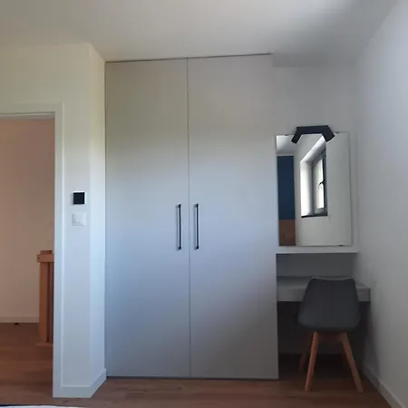 Na Skraju - - Rekreacyjne Lokal D * Pogorzelica (Gmina Rewal)