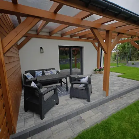 Na Skraju - - Rekreacyjne Lokal D * Pogorzelica (Gmina Rewal)