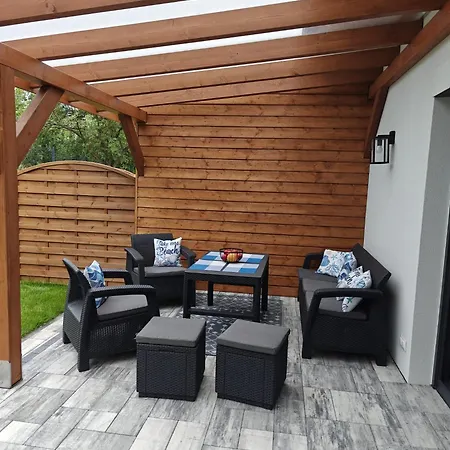 Na Skraju - - Rekreacyjne Lokal D Ferienhaus *